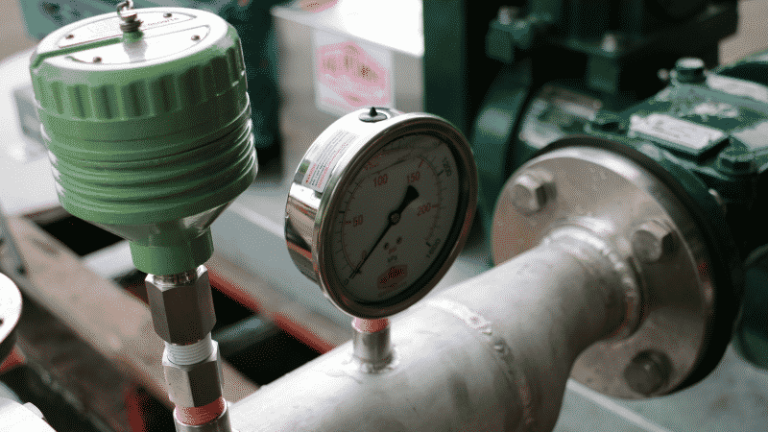 Dewatering Pump System Pressure Gauge
